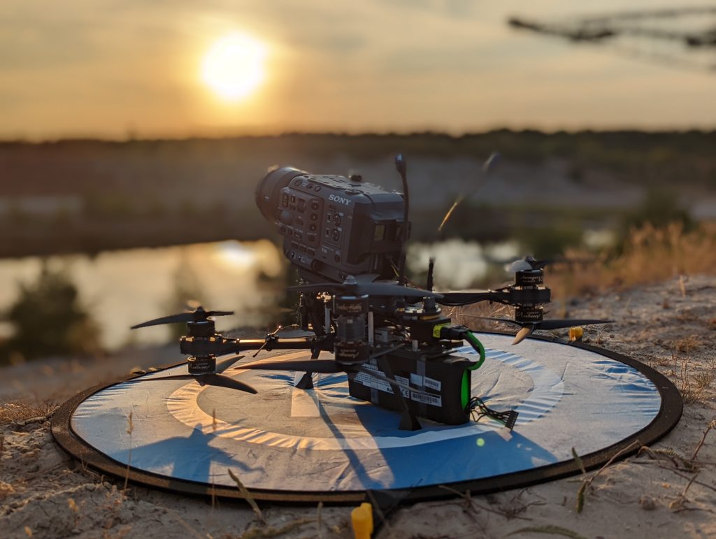 heavy lift cine fpv Drohne mit Sony FX6 Kamera